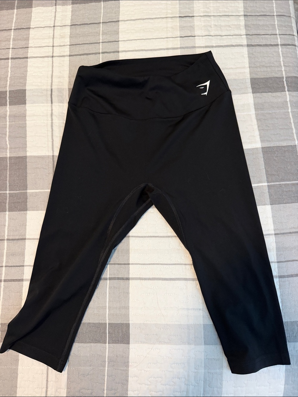 Gymshark Black women Cropped Leggings